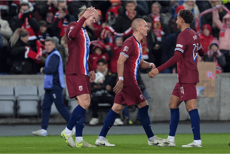 比利时客场不敌英格兰，摩尔多瓦提前告别欧预赛(比利时和摩洛哥)